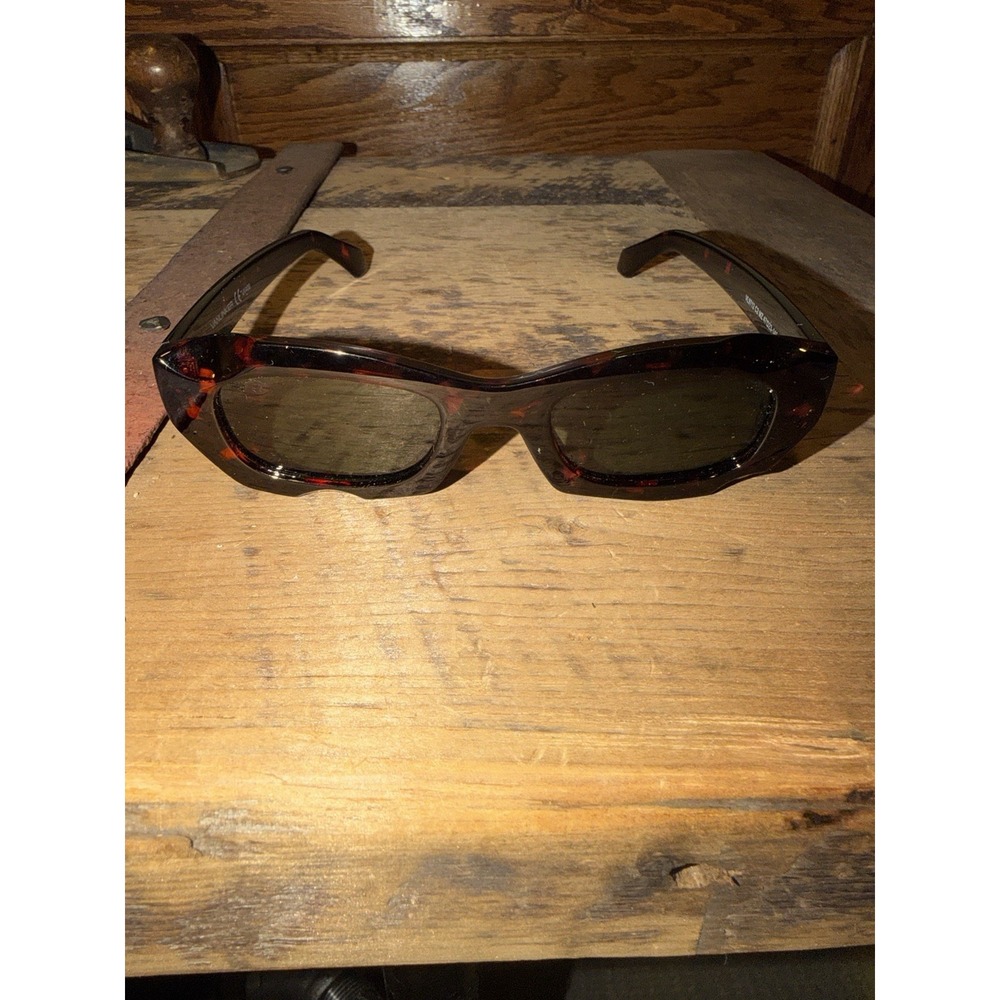 VANLINKER Tortoise Rectangle polarized Sunglasses Women Retro 90s Trendy UV400